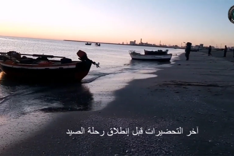 صيد الحبار السيبيا على الطريقة التقليدية في خليج قابس