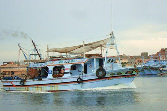 Tunisia detains 17 Egyptian fishermen for illegal fishing in its waters